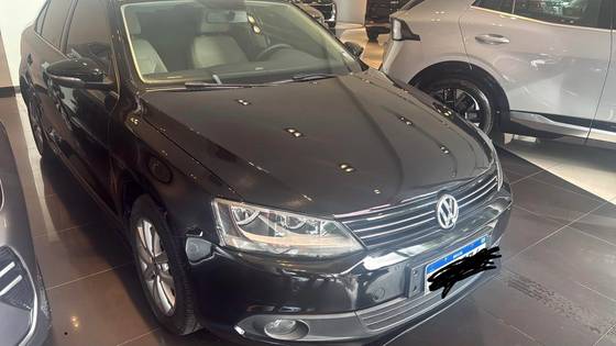 VOLKSWAGEN JETTA 2.0 COMFORTLINE FLEX 4P TIPTRONIC VOLKSWAGEN JETTA 2.0 COMFORTLINE FLEX 4P TIPTRONIC